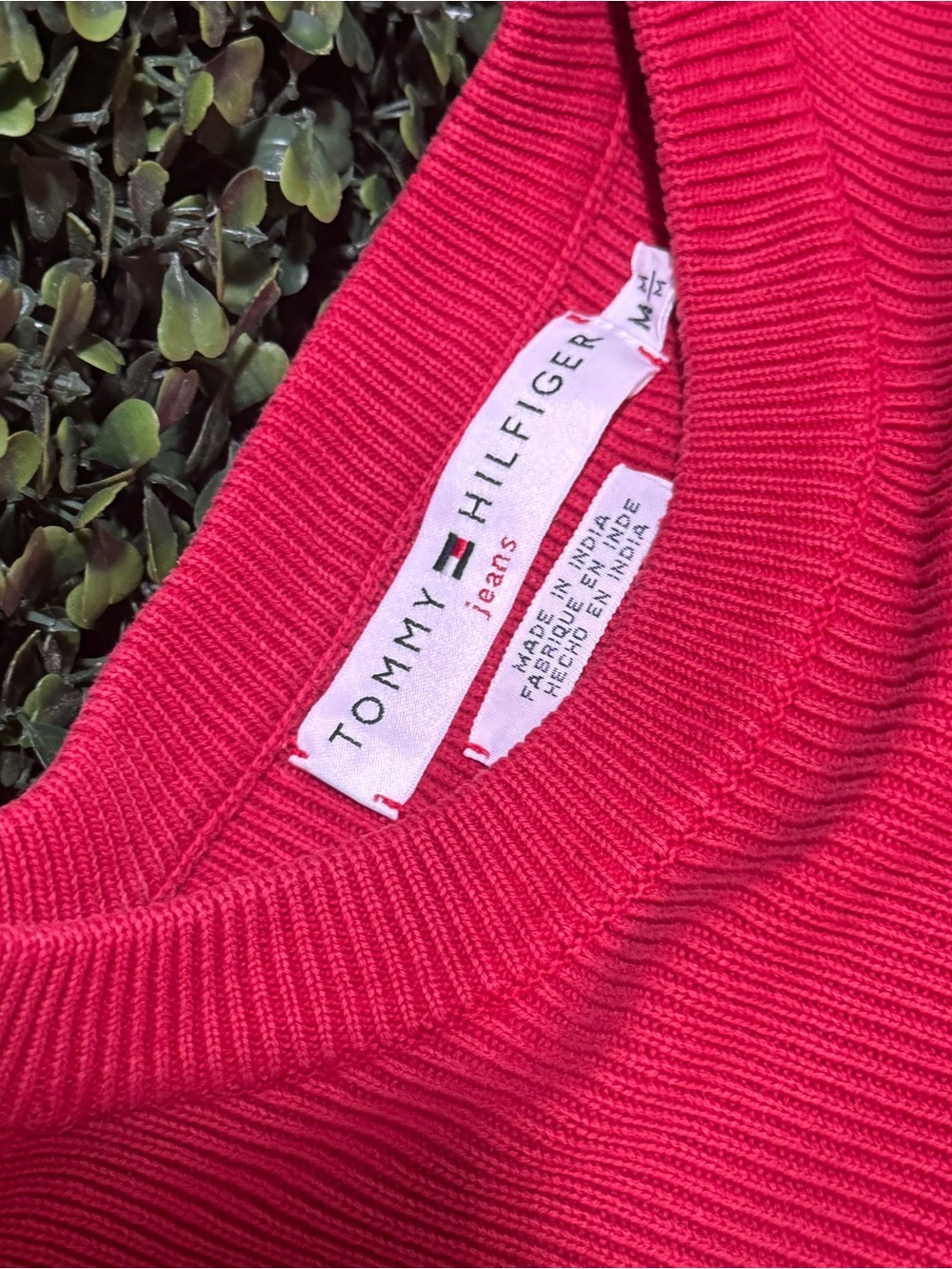 Vintage/ Y2K Tommy Hilfiger Ribbed
Distressed Pullover Sweater - Picture 5 of 6